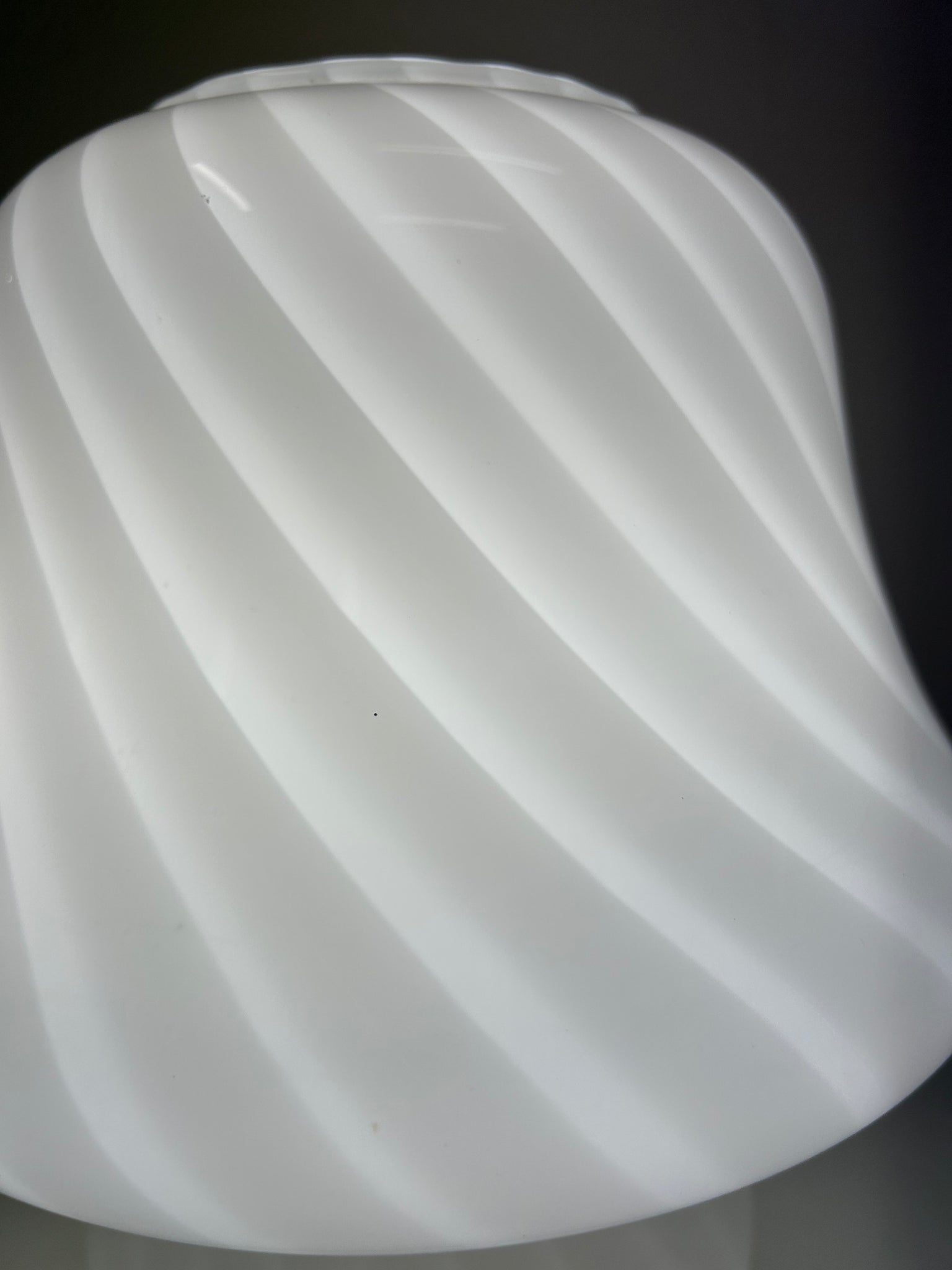 Small white swirl Murano mushroom lamp