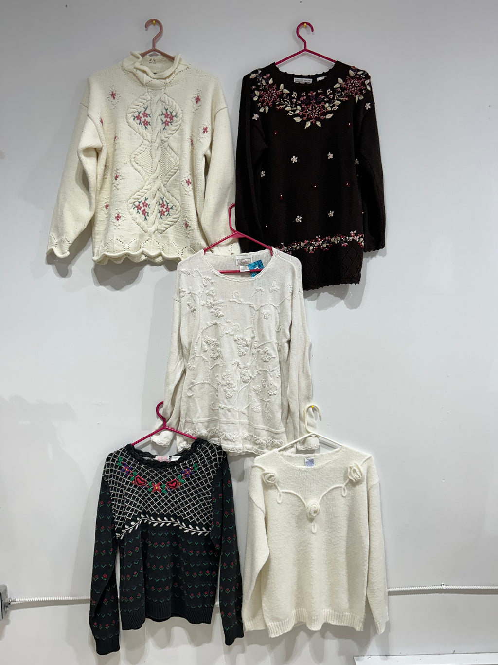 Chandails & tricots vintage & pré-aimés partie 2