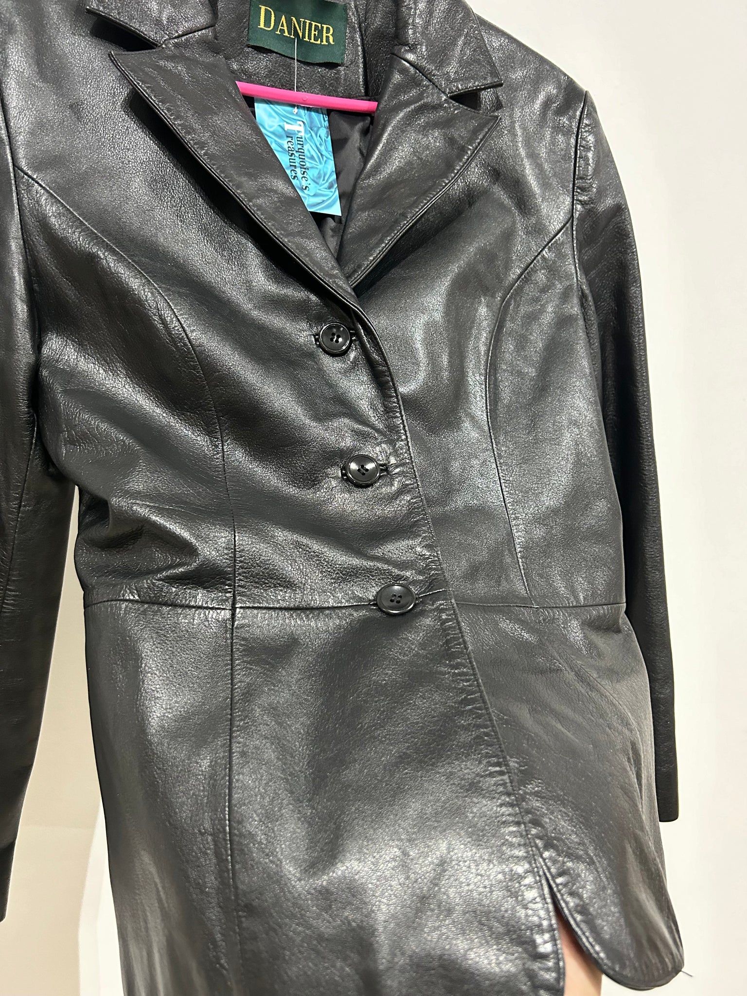 Thrifted vintage & pre-loved genuine leather jackets