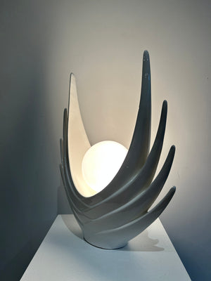 White wave art deco ceramic lamp
