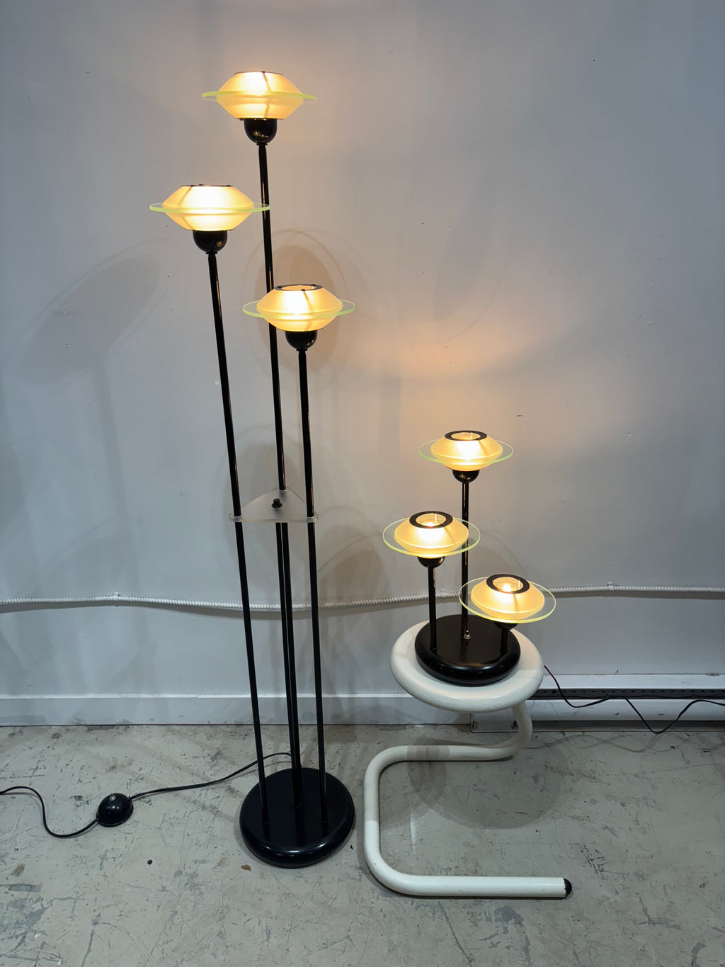Lampes de table et plancher noires en métal