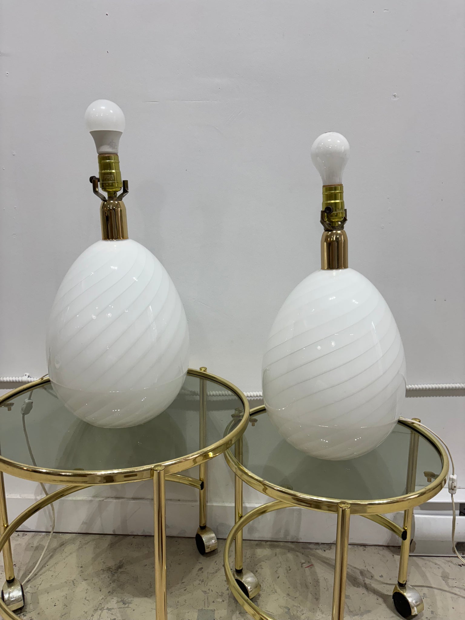 XL lampes oeufs en verre Murano swirl blanches