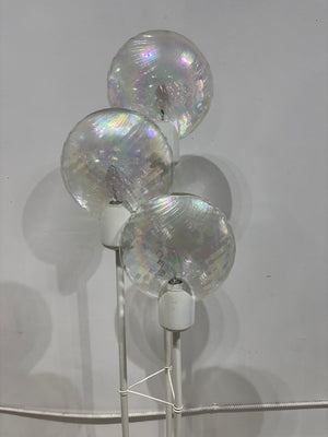 Lampe de plancher lollipop blanche avec globes irisés