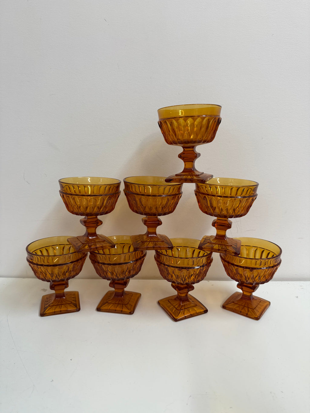 Petites coupes ambrés Indiana Glass Co. Mt. Vernon