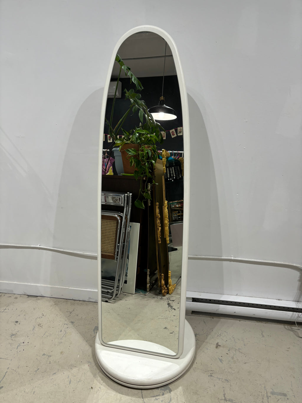 Miroir arche blanc sur pied pivotant