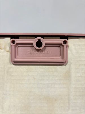 Petit miroir rectangulaire en plastique vieux rose