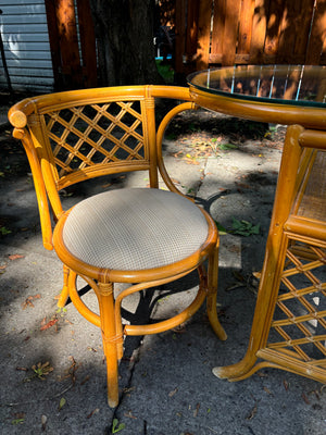 Ensemble à diner table et chaises en bambou et rotin