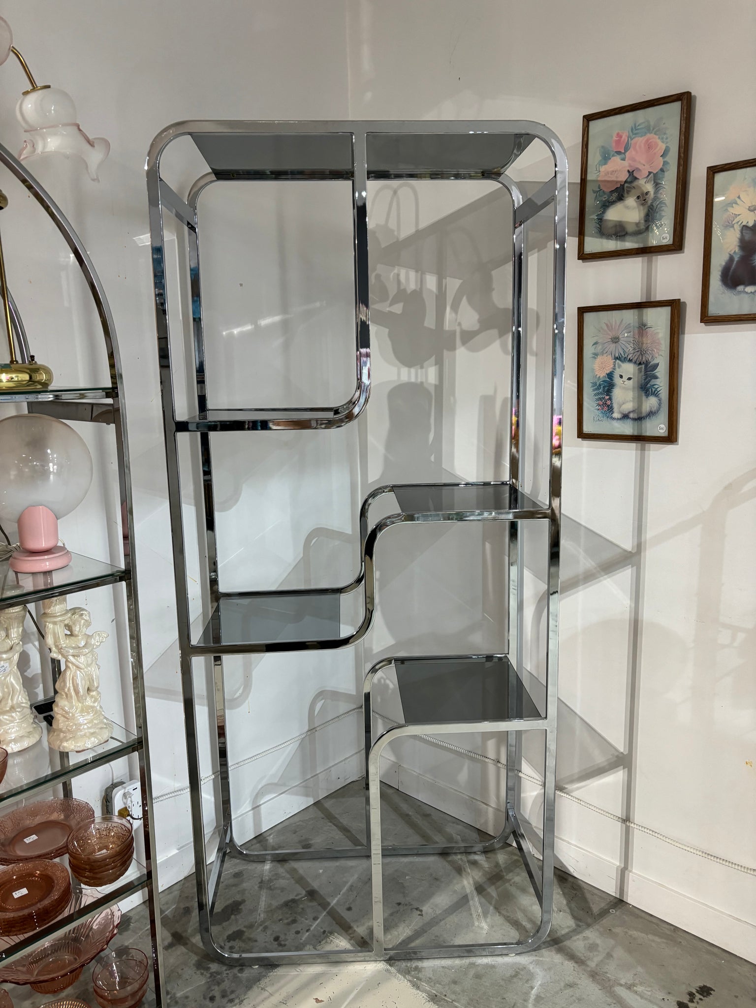 XL étagère chrome avec tablettes en verre smokey black