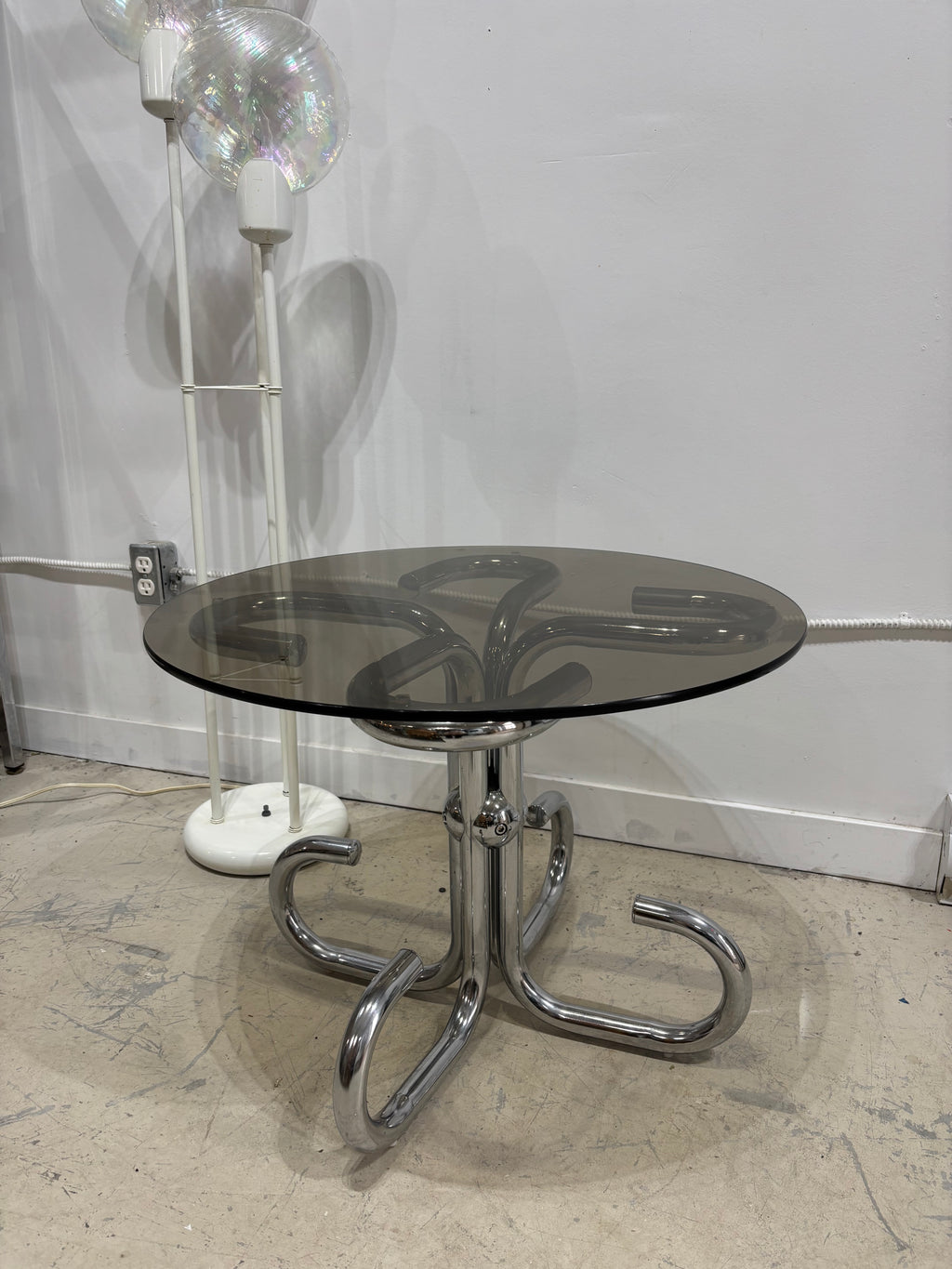 Table d’appoint / à café en chrome tubulaire avec vitre