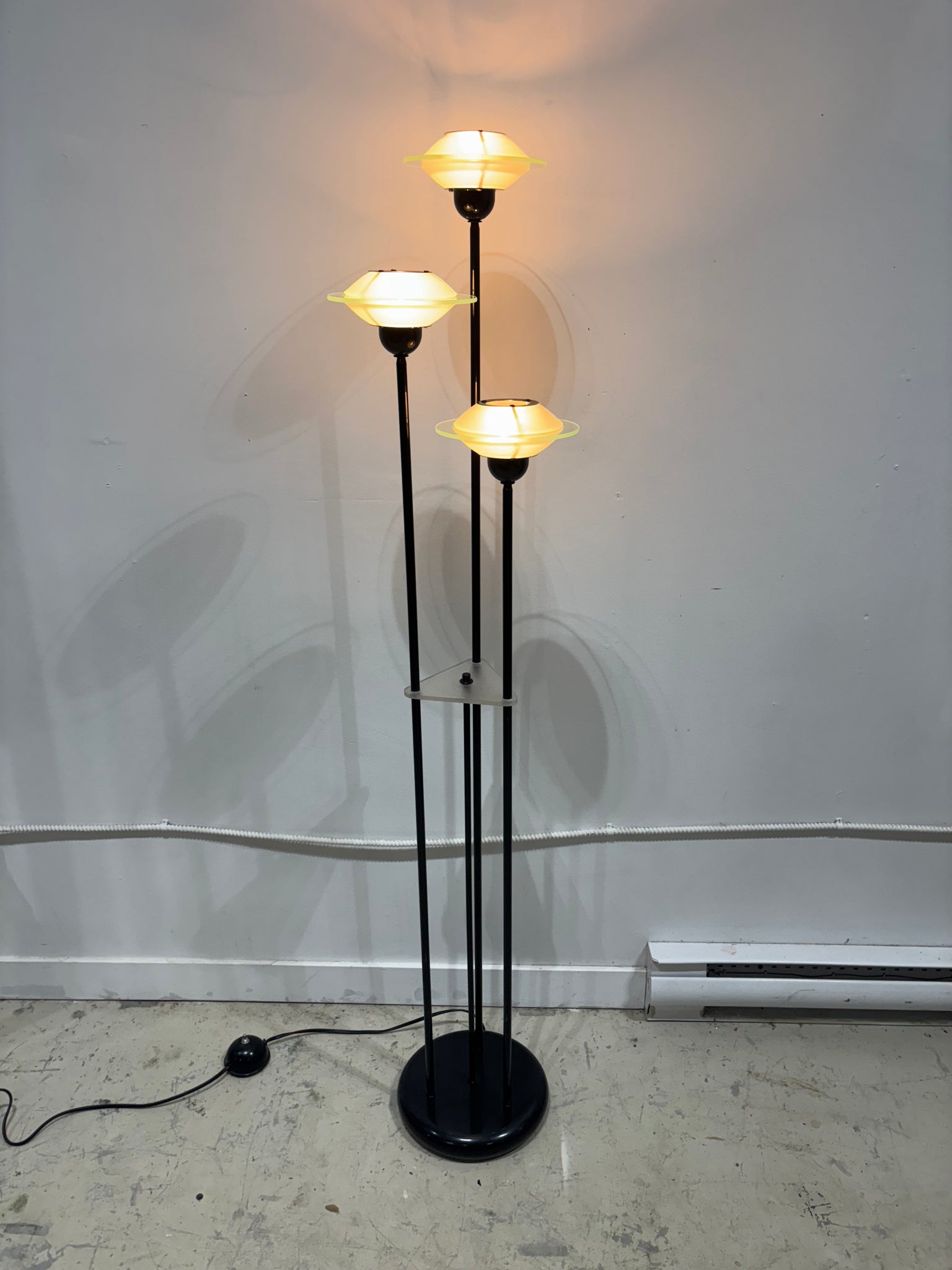 Lampes de table et plancher noires en métal