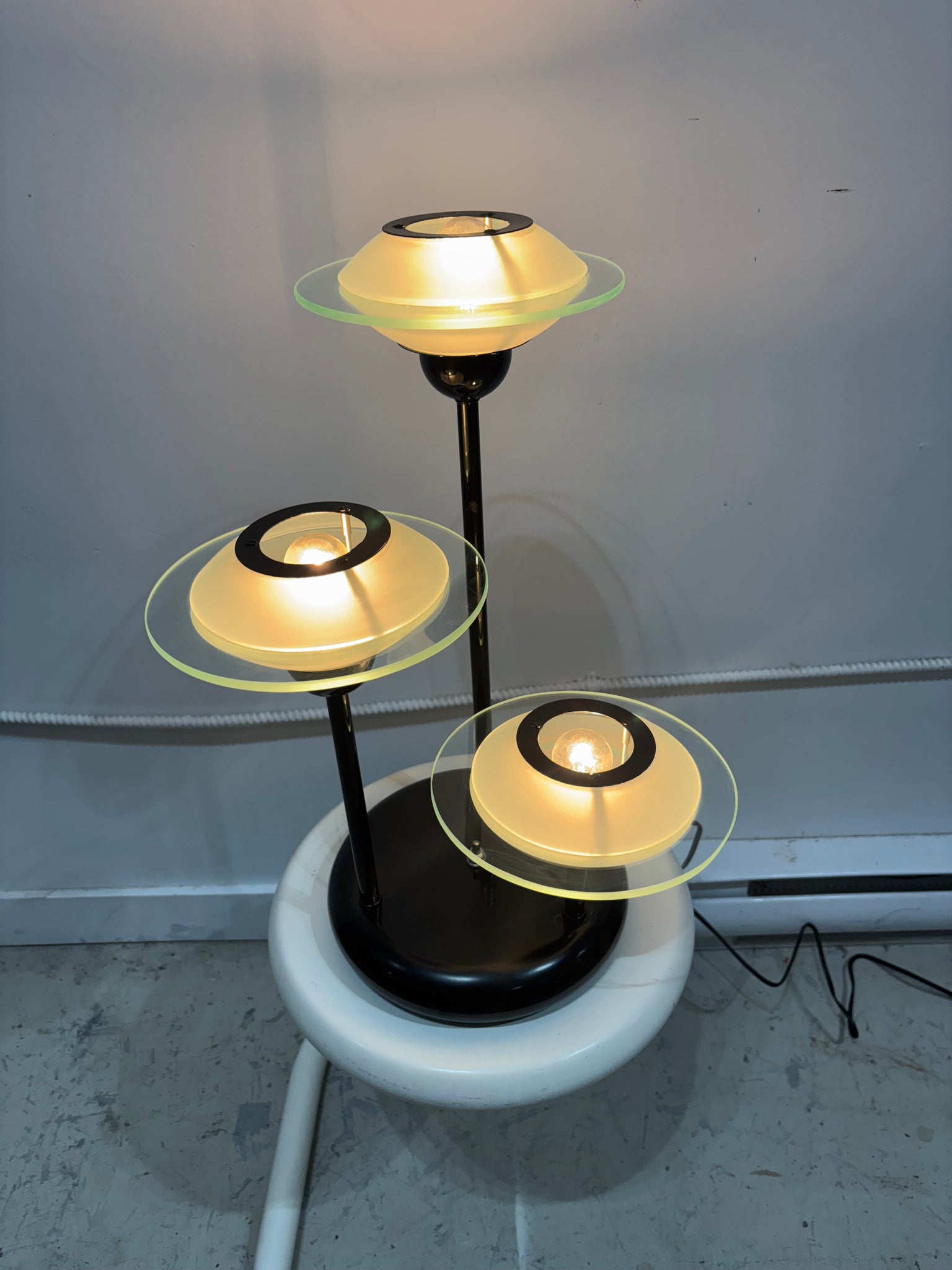 Lampes de table et plancher noires en métal