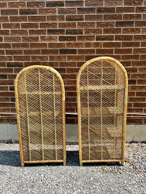 Medium arched wicker shelves