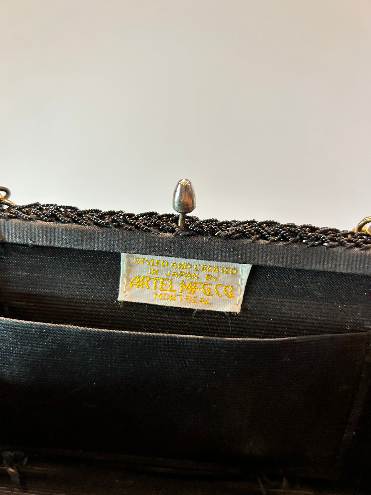 Selection of vintage purses & handbags part 5