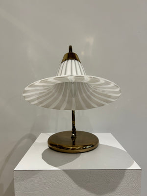 White swirl Murano glass & brass table lamp