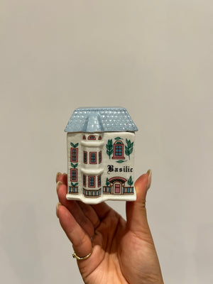Set of 9 spice houses