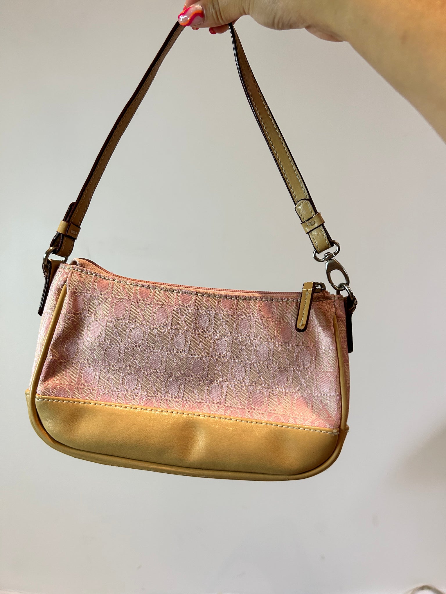 Selection of vintage purses & handbags part 5
