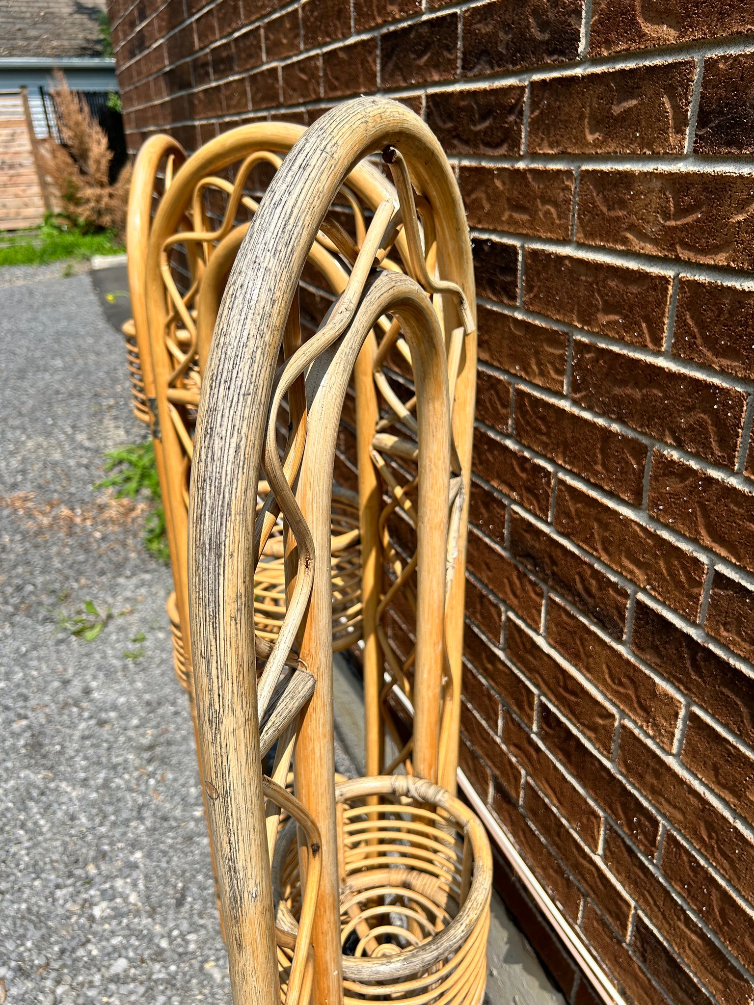 Bamboo paravent with planters