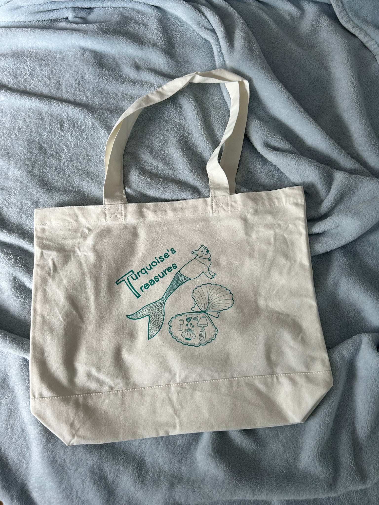 XL Turquoise’s Treasures tote bag