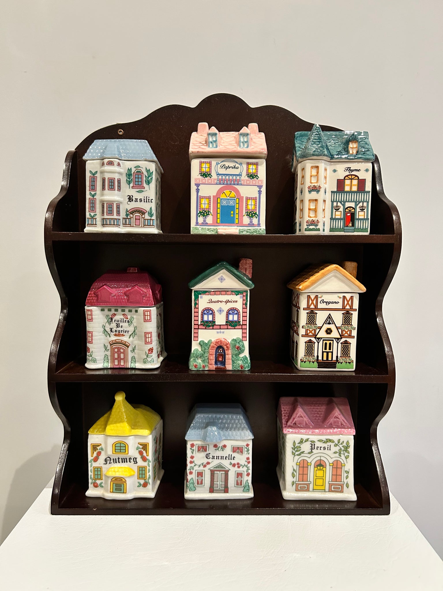 Set of 9 spice houses