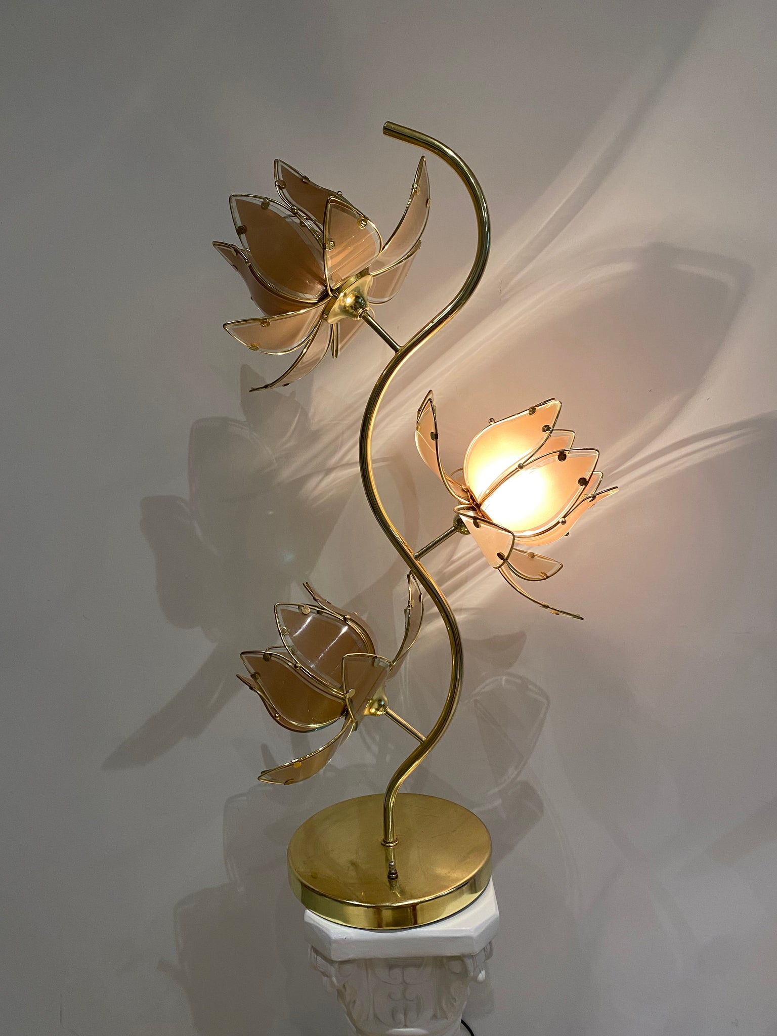 Pink & golden brass lotus floor & table lamps