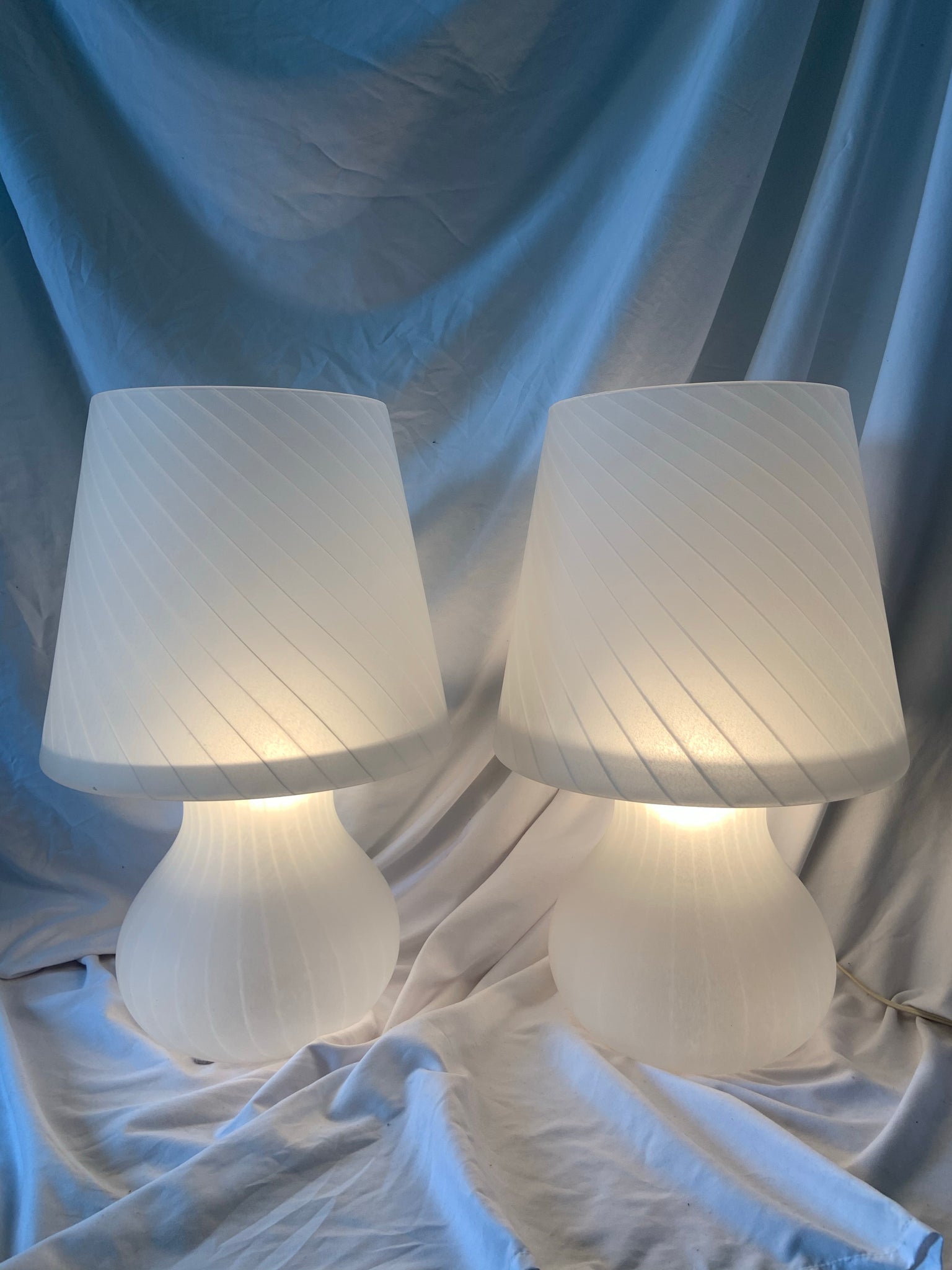 XL white frosted Murano mushroom lamp
