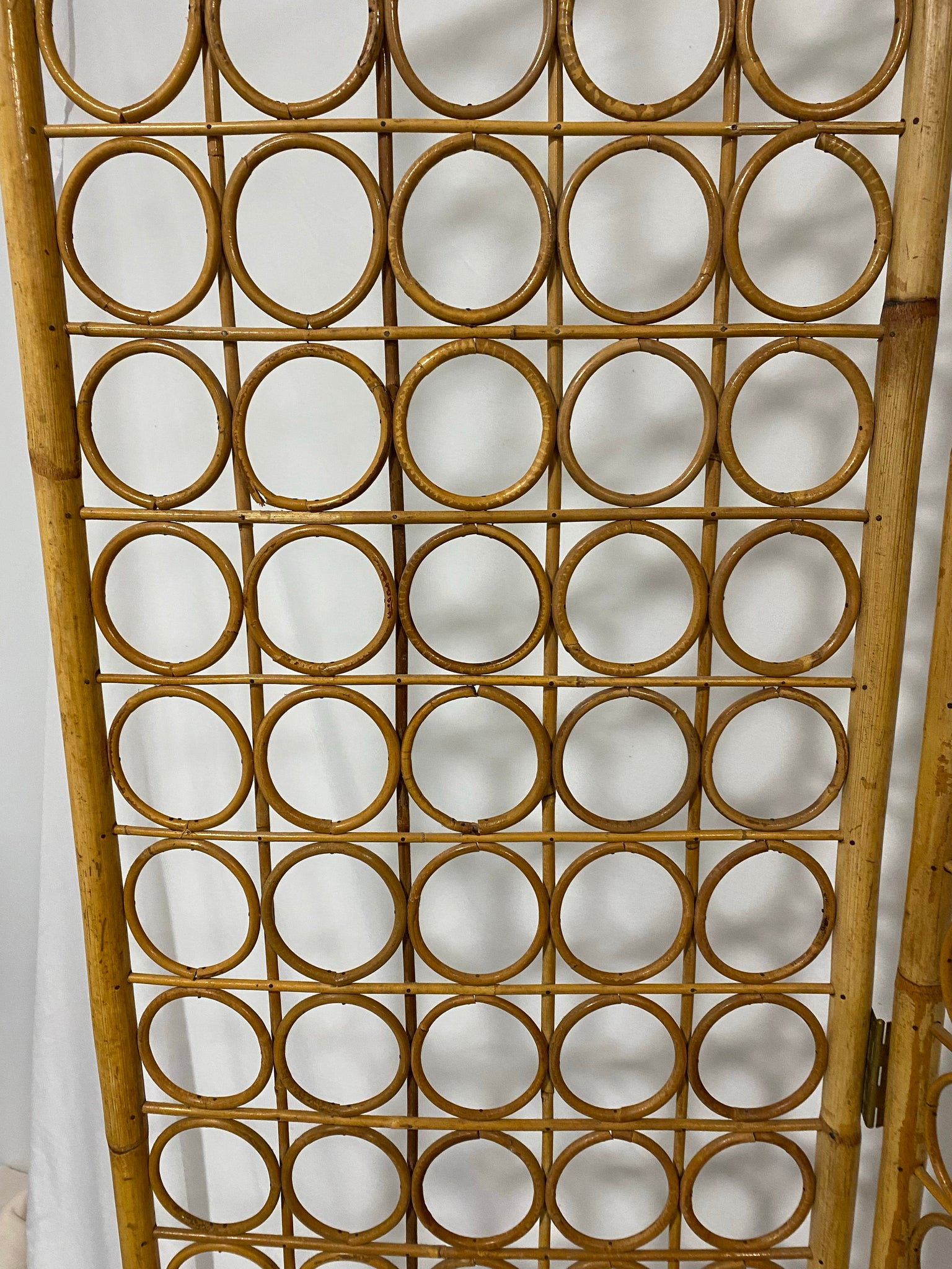 Bamboo paravent room divider