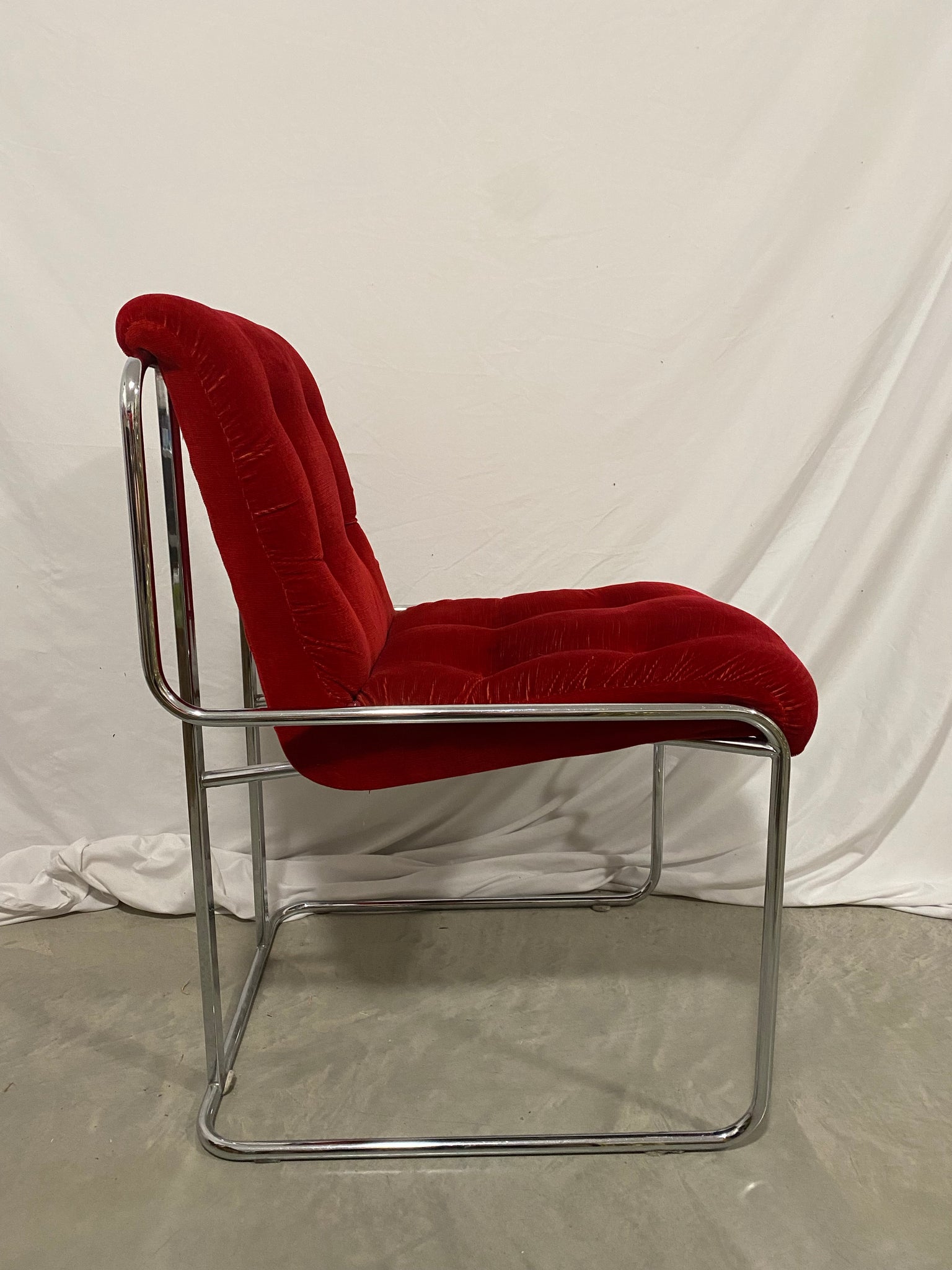 Red velvet & chrome fauteuil