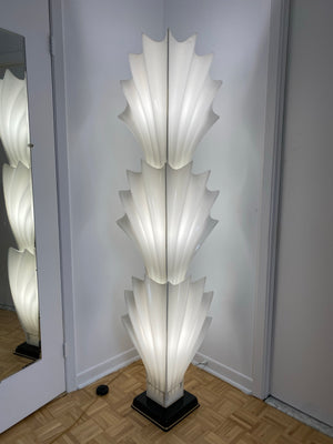 Stunning white lucite seashells floor lamp by Rougier *accepting offers*