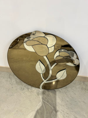 Round flowers mirror