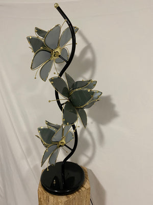 Black lotus table lamp