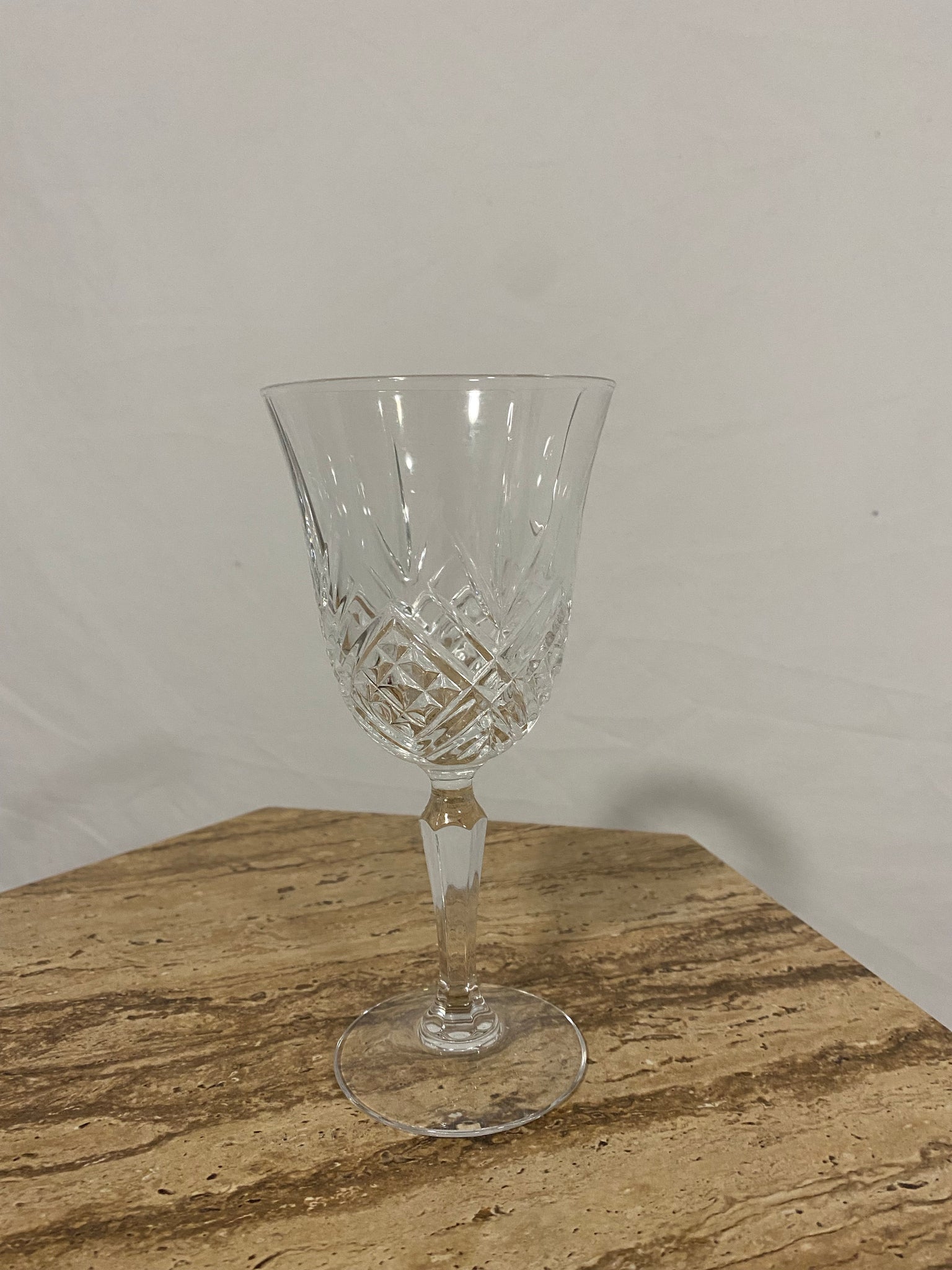 Set of 7 crystal wine glasses