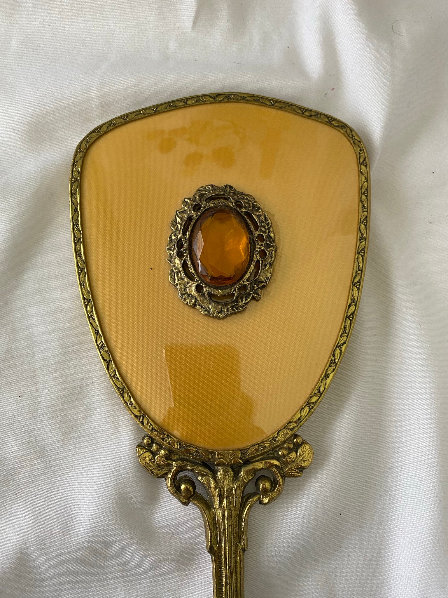 Beautiful antique ornate vanity set