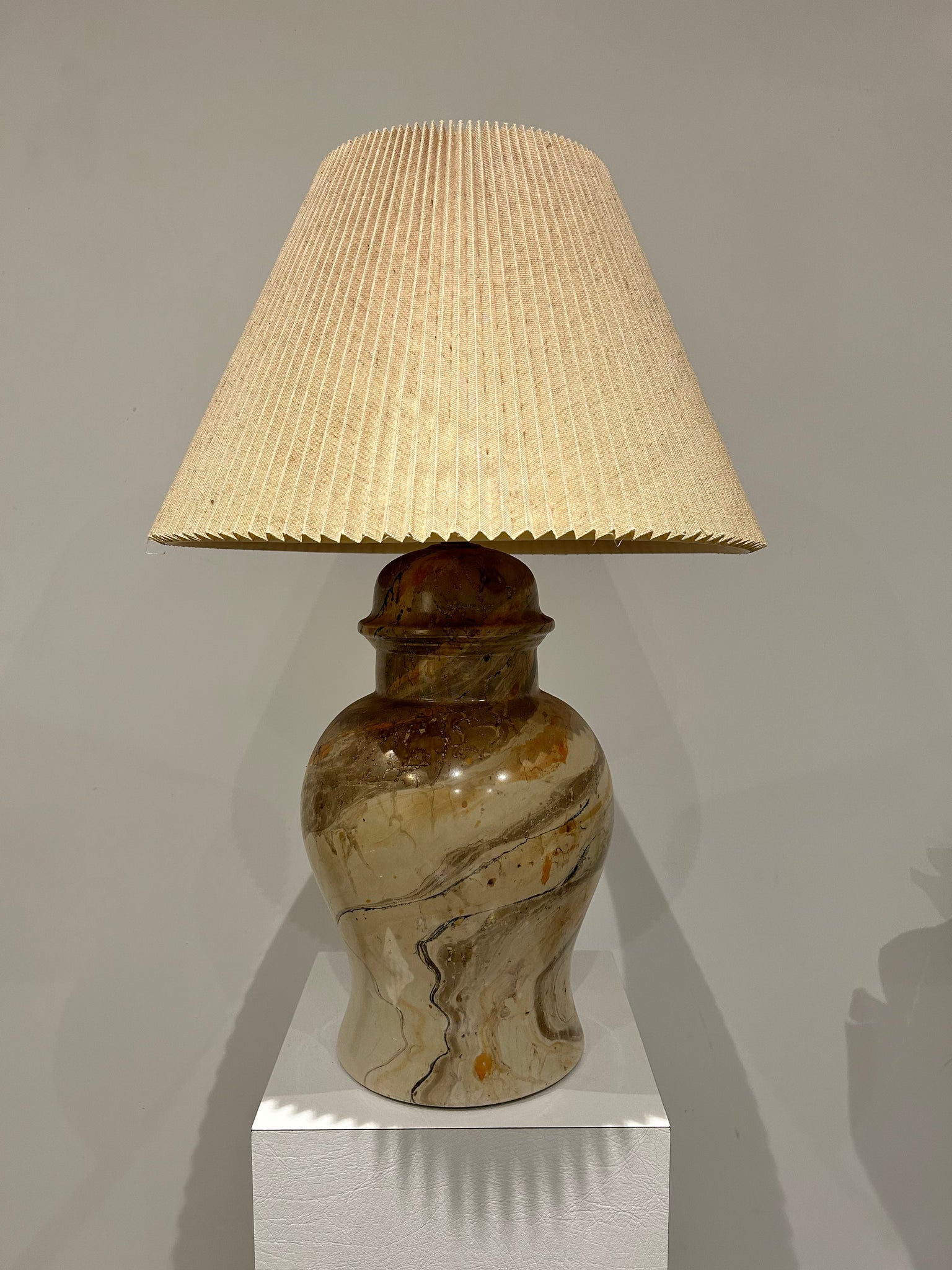 Large marbled ceramic table lamp