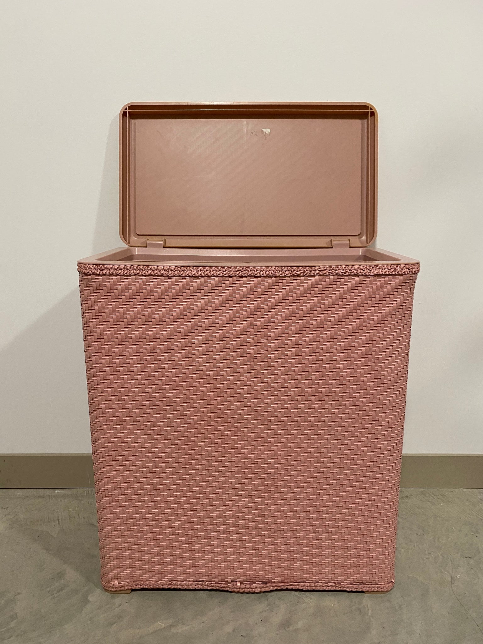 Vintage pink laundry hamper
