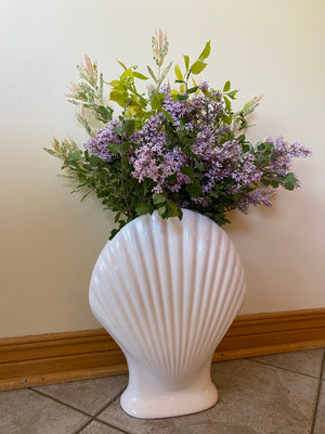 Beautiful large ceramic seashell vase