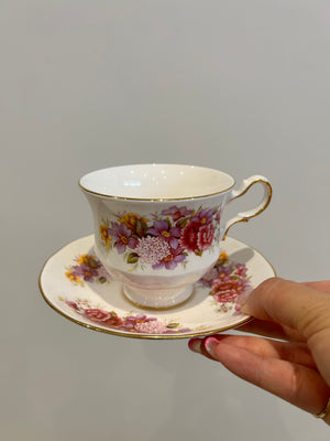 Bone China floral teacup & saucer sets