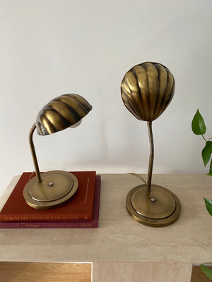 Golden metal seashell lamps