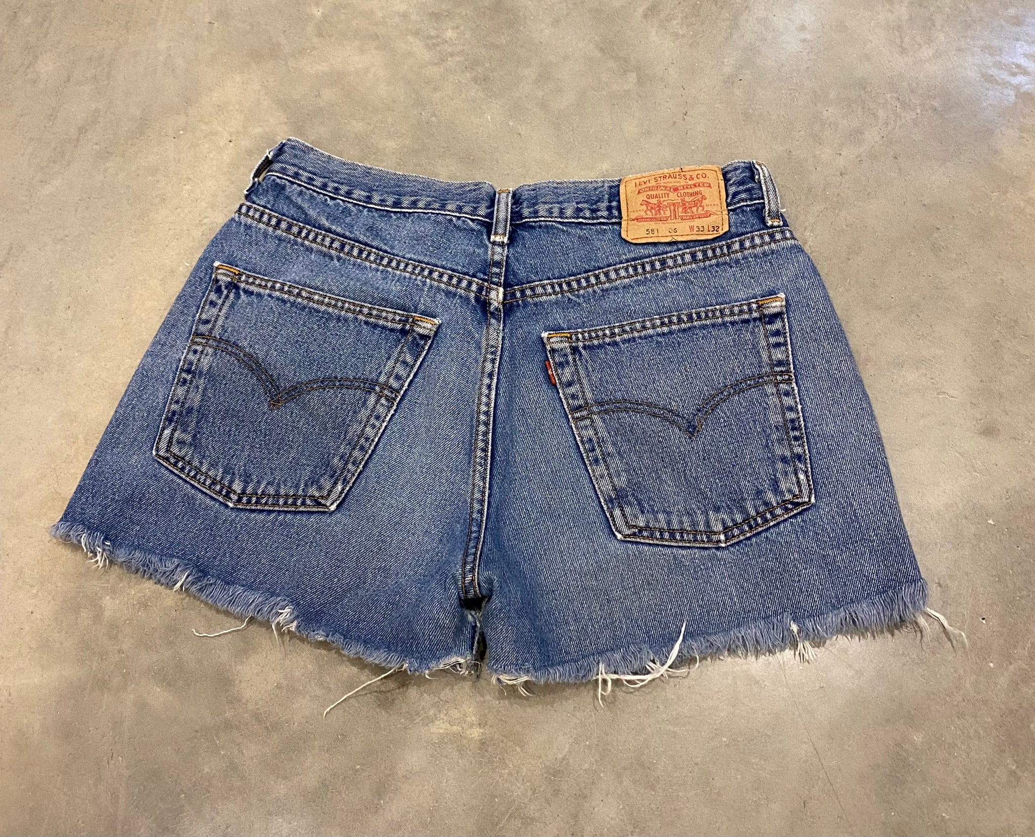 Vintage Levi’s jeans shorts